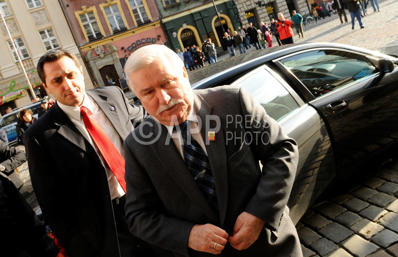 Lech Walesa honorowym obywatelem Poznania