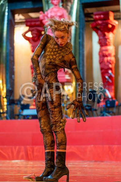 Piescidelko. Teatr Narodowy nad Warta