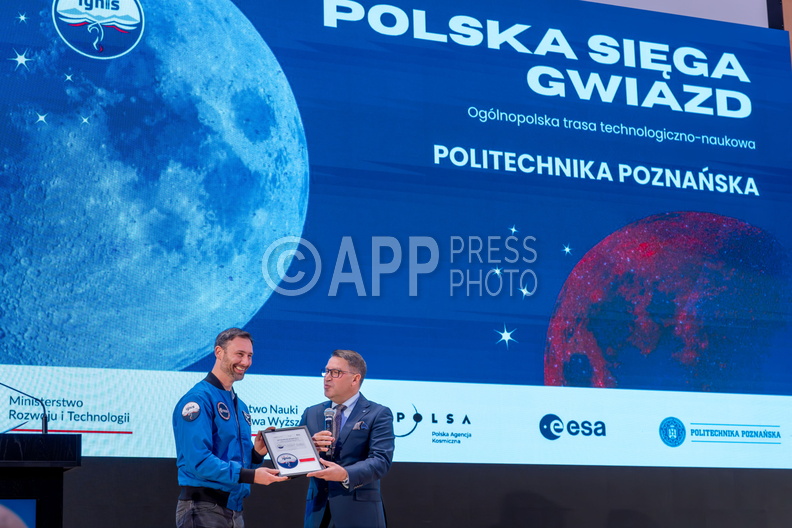 Spotkanie z astronauta dr Slawoszem Uznanskim-Wisniewskim