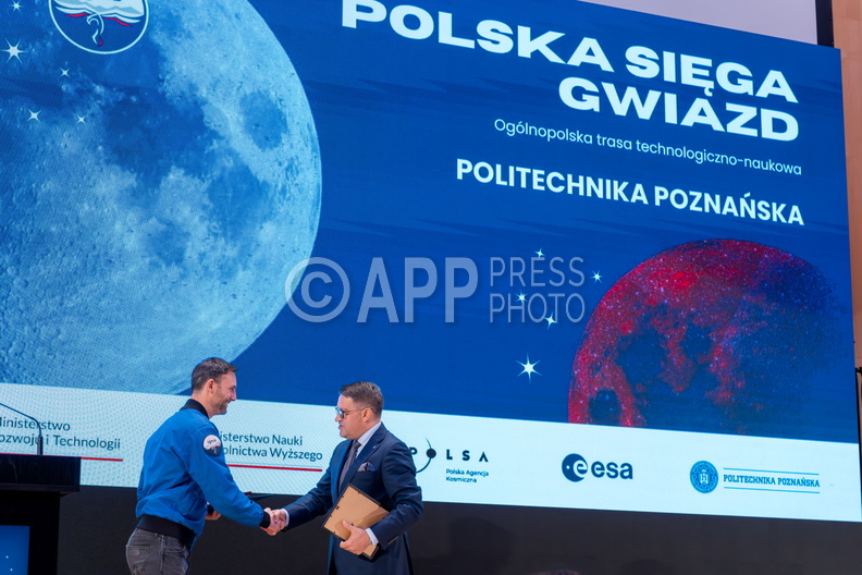 Spotkanie z astronauta dr Slawoszem Uznanskim-Wisniewskim