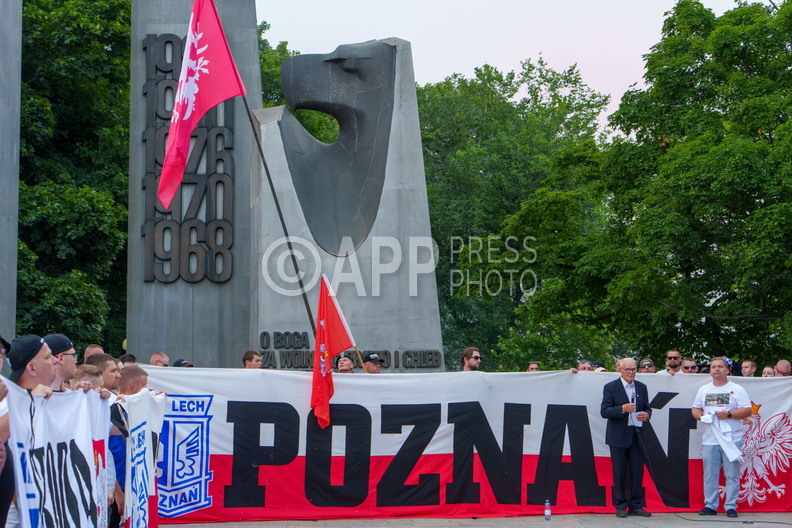 Kibice upamietnili ofiary Poznanskiego Czerwca 1956