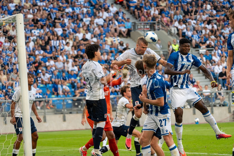 Frederik Tingager podczas meczu z Lechem Poznan
