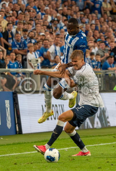 Yannick Agnero w pojedynku z Frederikiem Tingagerem